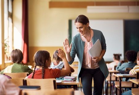 DepEd Welcomes 16,000 New Teaching Positions to Boost Education