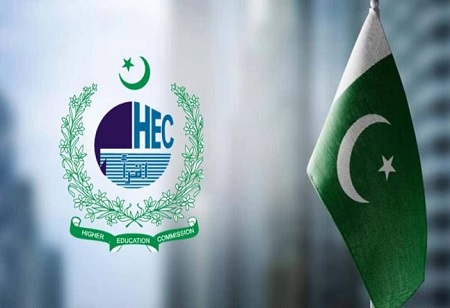 Pakistan offers 4500 additional scholarships to Afghan students