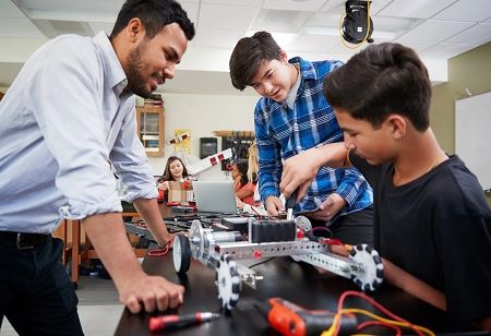 Training Teachers for Inclusive STEM in the Digital Age